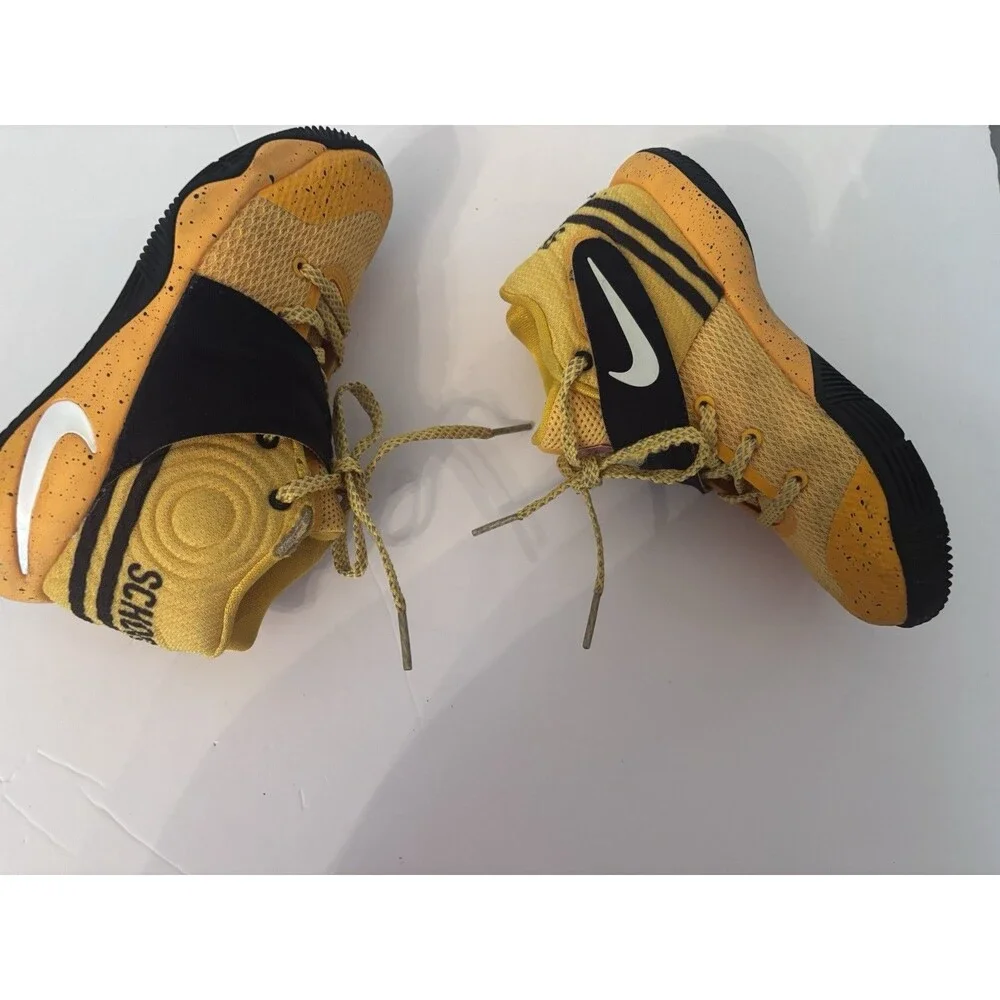 Nike Kyrie 2 PS School Bus 827280–700 Yellow Basketball Shoes Youth US Size 12C